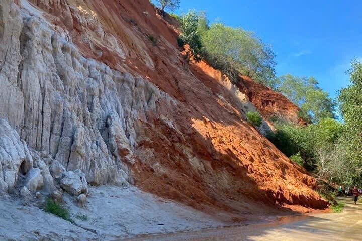 Mui Ne Sand Dunes Jeep Tour mit Quad-Bike Erfahrung