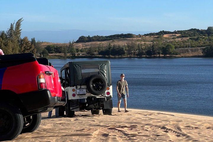 Mui Ne Sand Dunes Jeep Tour mit Quad-Bike Erfahrung