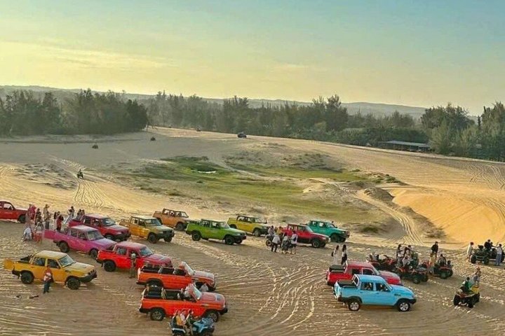 Mui Ne Sand Dunes Jeep Tour mit Quad-Bike Erfahrung