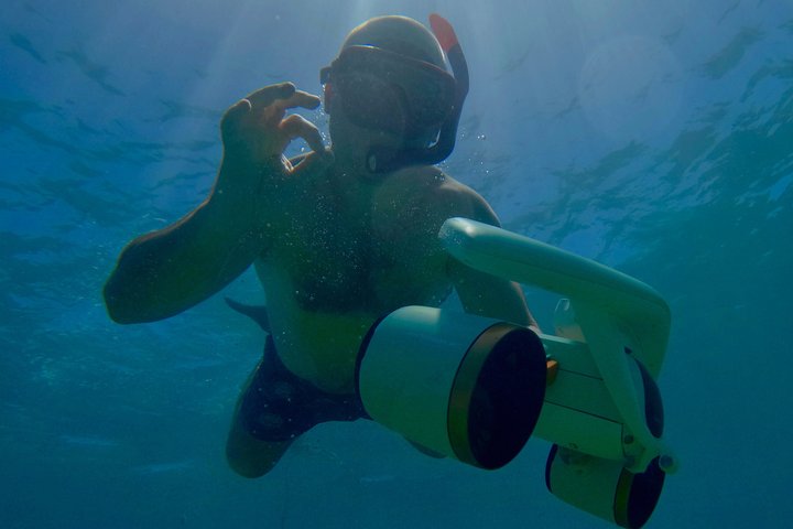 Noleggio privato di lusso di 6 ore a Okinawa: snorkeling e moto d'acqua
