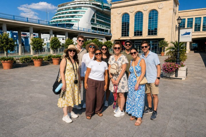 Ganztägige Tour nach Positano, Amalfi und Ravello mit Bootsoption