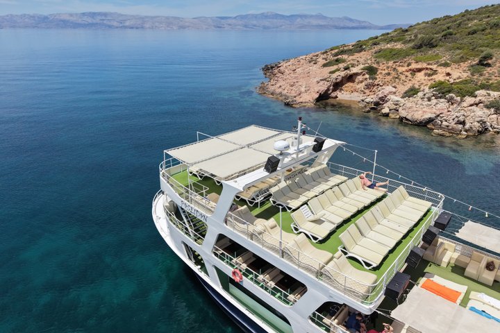 Cesme Boat Tour Cruzeiro nas Baías Escondidas com Paradas de Natação