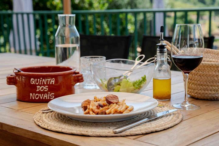 Lunch in Douro Valley bij Quinta dos Novais met wijnarrangementen