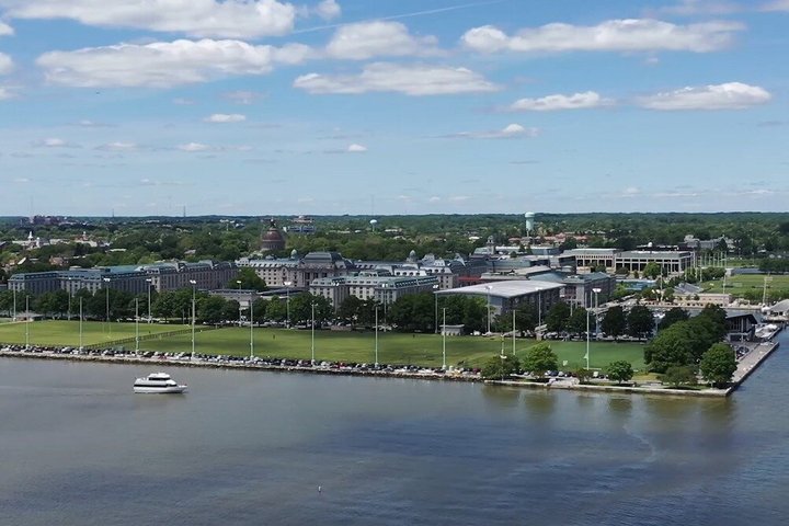 Crucero por el puente de la bahía de Chesapeake
