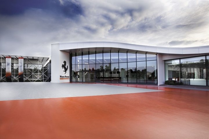 Entrada al Museo Maranello Ferrari y Simulador Profesional de F1