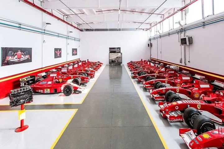 Entrada al Museo Maranello Ferrari y Simulador Profesional de F1
