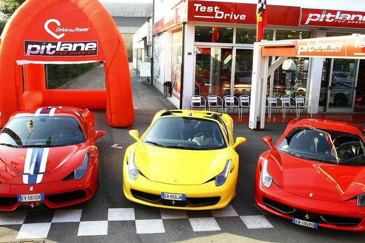 Entrada al Museo Maranello Ferrari y Simulador Profesional de F1