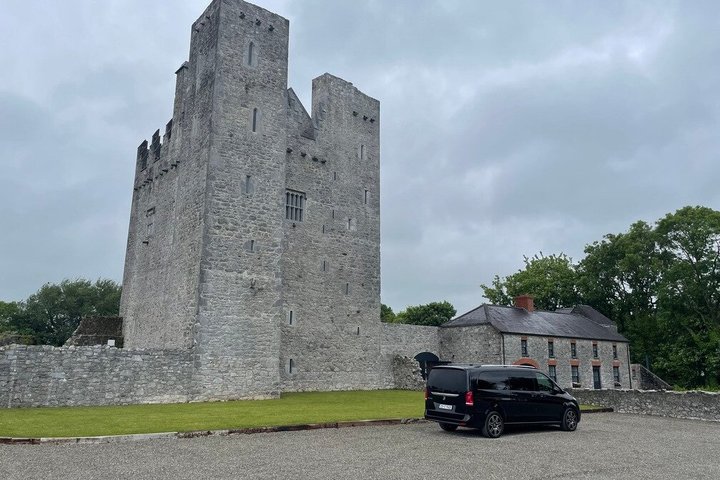 Tour guidati privati di un giorno da Cork - Luxury Line MPV XL