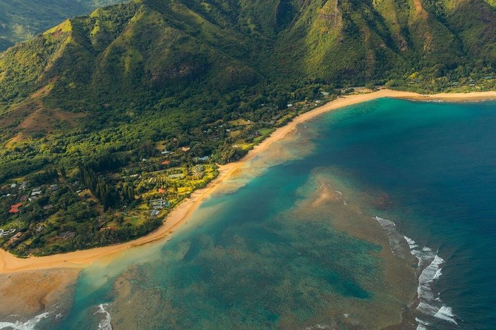 Experiencia en helicóptero privado en Kauaʻi : puerta abierta TODOS LOS ASIENTOS DE LA VENTANA
