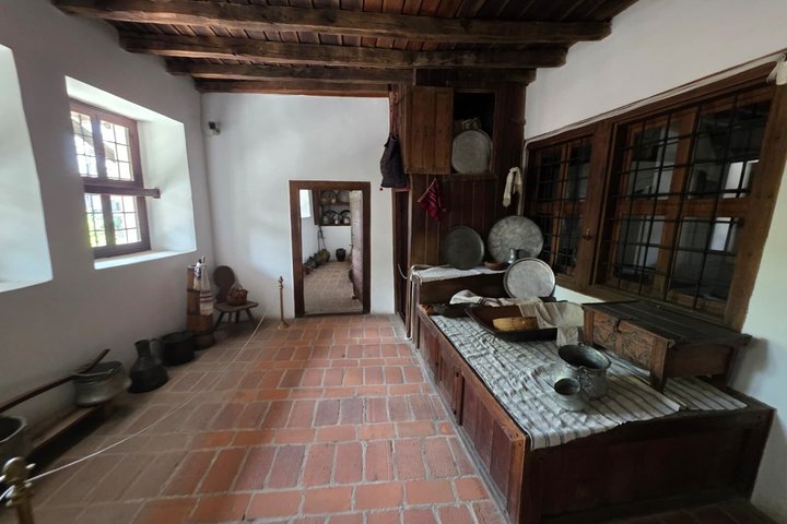 Privat tur från Bukarest: Veliko Tarnovo, Arbanasi & Tsarevets