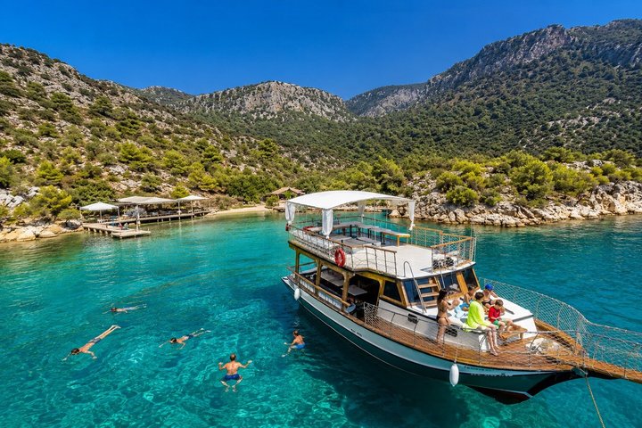 Au départ de Kas Kekova Croisière Bleue avec Déjeuner et Arrêts de Baignade