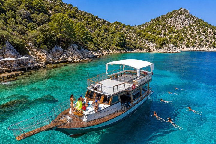 Au départ de Kas Kekova Croisière Bleue avec Déjeuner et Arrêts de Baignade