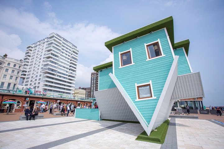 Toegangsticket voor Upside Down House Brighton