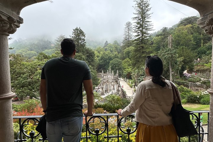 Halbtägige Sintra-Tour: Pena-Palast & Quinta da Regaleira in kleiner Gruppe