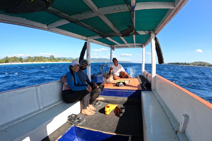 Tour privado de buceo Gili : Tortugas, Arrecifes + GoPro & Drone
