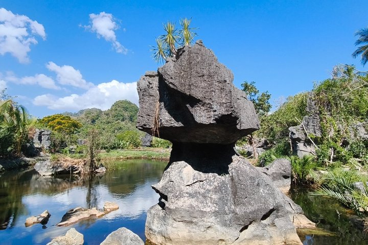 Tour Rammang-Rammang Karst South Sulawesi con guía local