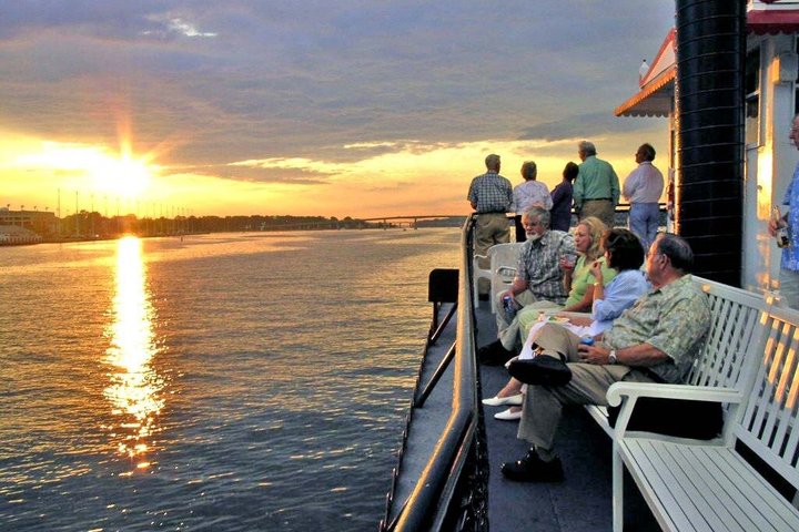 Porto di Annapolis e crociera dell'Accademia Navale degli Stati Uniti