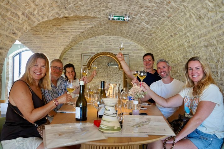 Ab Dijon: Ganztägige Tour durch das Beste von Burgund inklusive Mittagessen