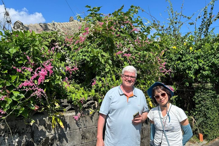 Okinawa Ikigai Blue Zone Tour med Guide och chaufför 1–8 gäster