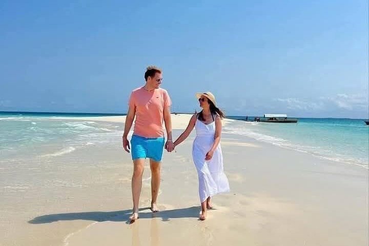 VISITE DE LUXE DU BANC DE SABLE DE NAKUPENDA ET DE LA FERME D'ÉPICES (Déjeuner inclus)