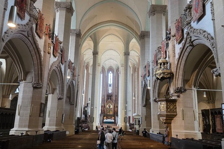 Gita privata di un giorno da Bucarest: Castello di Dracula, Peles e Brasov