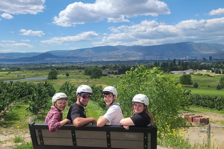 Visite du vin de Kelowna en vélo électrique avec dégustations, déjeuner et vue sur l'Okanagan