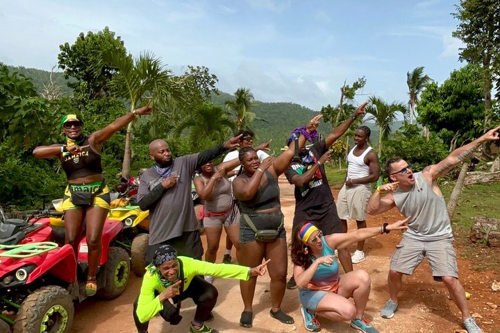 Tour en safari por la selva desde Montego Bay