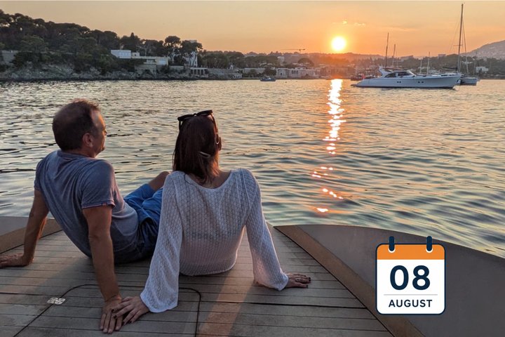 Exclusive Sunset Tour - Enastående Proffs Solar Boat flotta