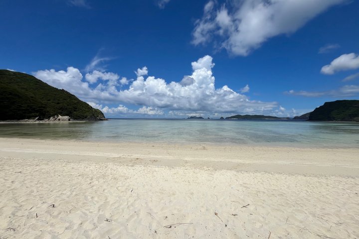 Kerama Blue & Zamami Island Tour med Guide & Sjåfør(1 - 9 gjester)