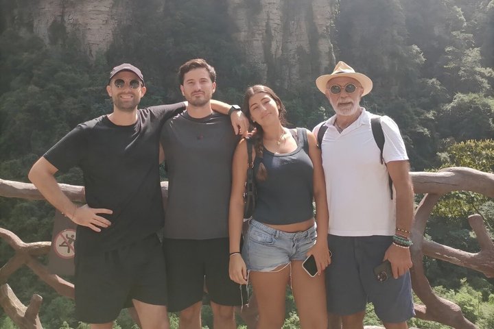 Anmeldelse af Zhangjiajie 2 - Day Private Tour: Avatar Mountains & Glass Bridge