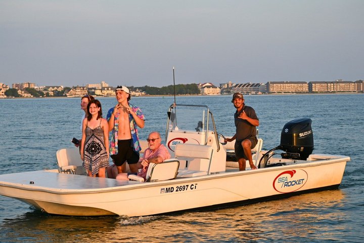 Crucero al atardecer por la bahía en Ocean City, MD