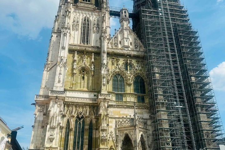 Regensburg Privat Gåture på Engelsk med en Licenseret Vejleder