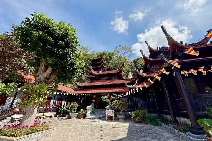 Mui Ne/Phan Thiet: Monte Ta Cu con funivia e Buddha sdraiato