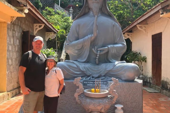 Mui Ne/Phan Thiet: Monte Ta Cu con funivia e Buddha sdraiato