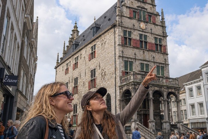 Maastricht Autoguiado Detective Asesinato Misterio Juego