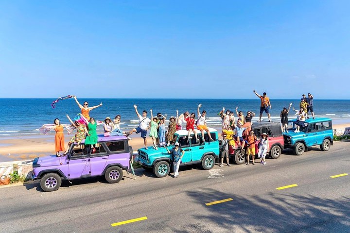 5 - Hour Sunrise eller Sunset Jeep Tour från Mui Ne