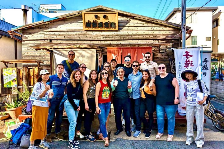 Kobe Sake Tour med Ekspert Guide: 3 + Bryggeri, Tastings Inkludert