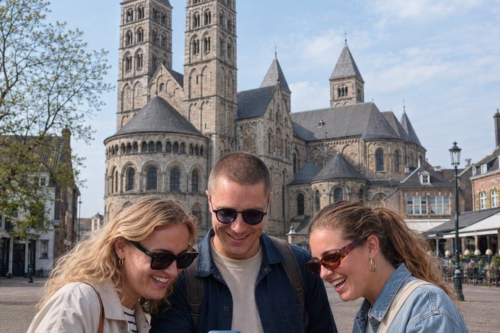 Juego de misterio de asesinato de detectives autoguiado de Roermond
