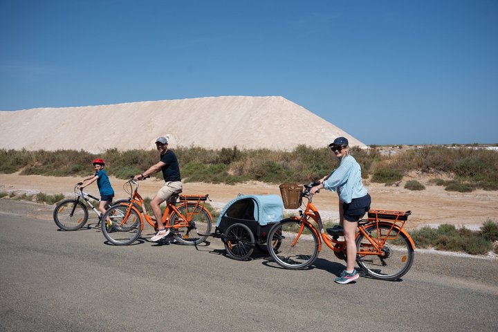 Explora Gruissan en bicicleta: playas, marismas y viñedos, libertad.