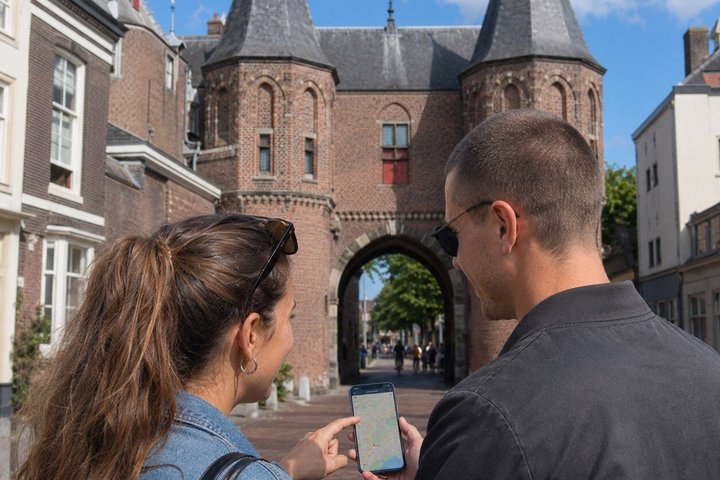 Segreti di Arnhem: Caccia al tesoro guidata da sé e tour a piedi