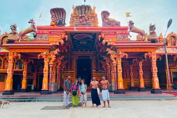 Excursão de dia inteiro em Delft e Nainativu Island Adventure from Jaffna