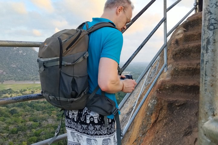 Tour Privado de Patrimônio de Anuradhapura - Tudo Incluído
