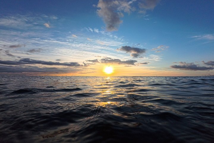 Okinawa West Coast Paddling äventyr Pickup tillgänglig