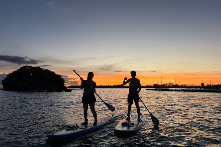 Okinawa West Coast Paddling äventyr Pickup tillgänglig