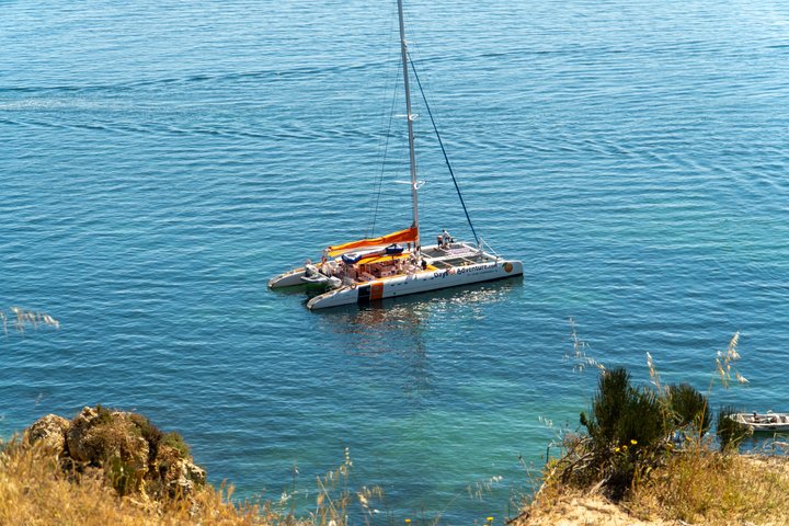 Golden Coast seiltur i 3,5 timer i Ponta da Piedade Lagos