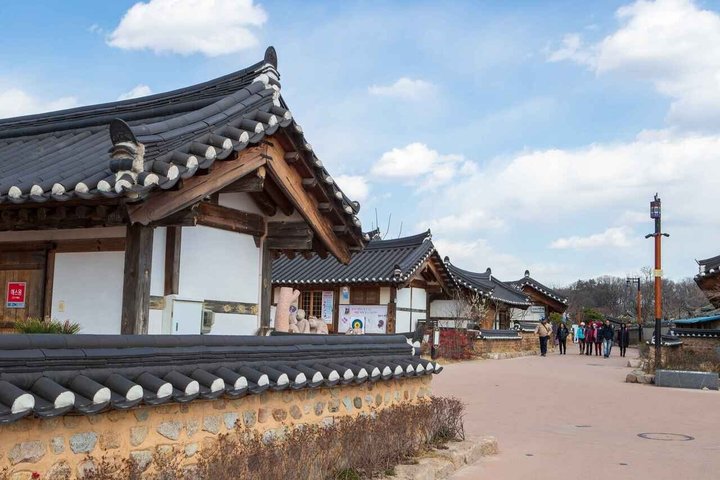Gyeongju : Kleingruppentour mit Busan & Gyeongju Abholung
