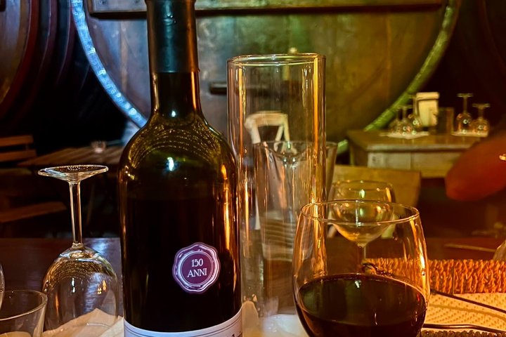 Visite de vignobles et dégustation au plus vieux domaine viticole du Marche