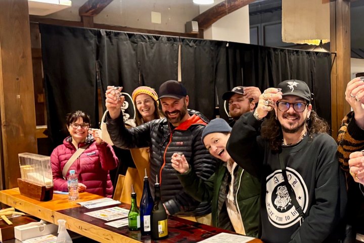 Kobe Sake Tour med Ekspert Guide: 3 + Bryggeri, Tastings Inkludert