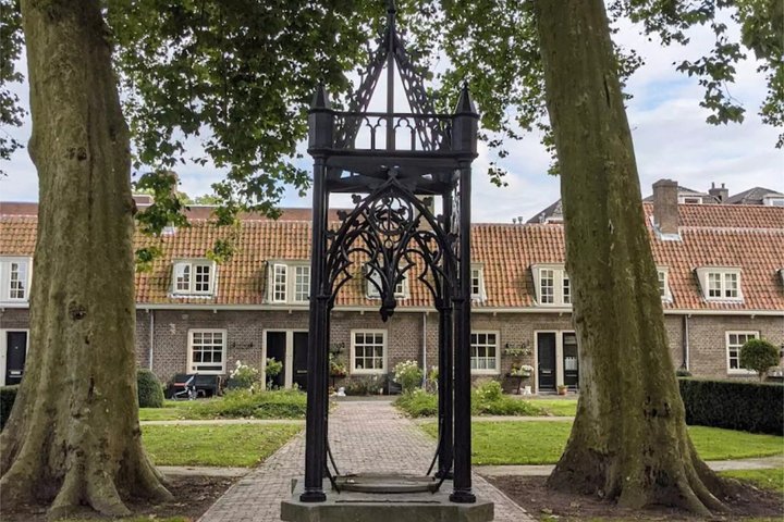 Dordrecht : Un recorrido a pie autoguiado por la ciudad más antigua de Holanda