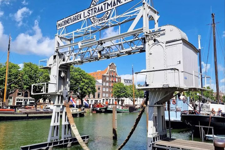 Dordrecht : Un recorrido a pie autoguiado por la ciudad más antigua de Holanda